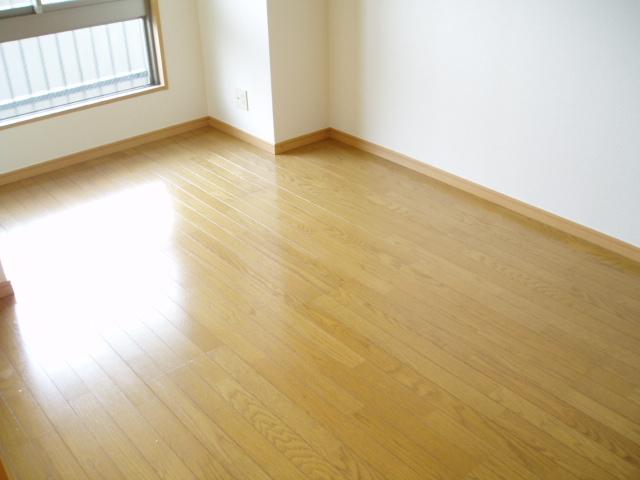 Non-living room. Western-style rooms are all flooring. It will Ikitodoki also clean.