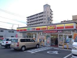 Convenience store. Daily Yamazaki Fukuoka Yokote 4-chome up (convenience store) 294m