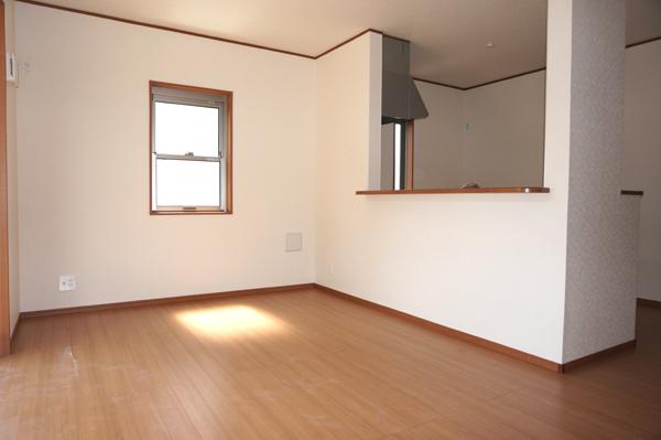 Same specifications photos (living). (1 Building) same specification