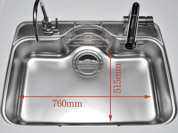 Kitchen.  [Quiet wide sink] The wide size sink of width 760 × depth 515mm, Established a draining basket + plate. Attach the damping material to sink back, Anxious water reduces the I sound. (Same specifications)