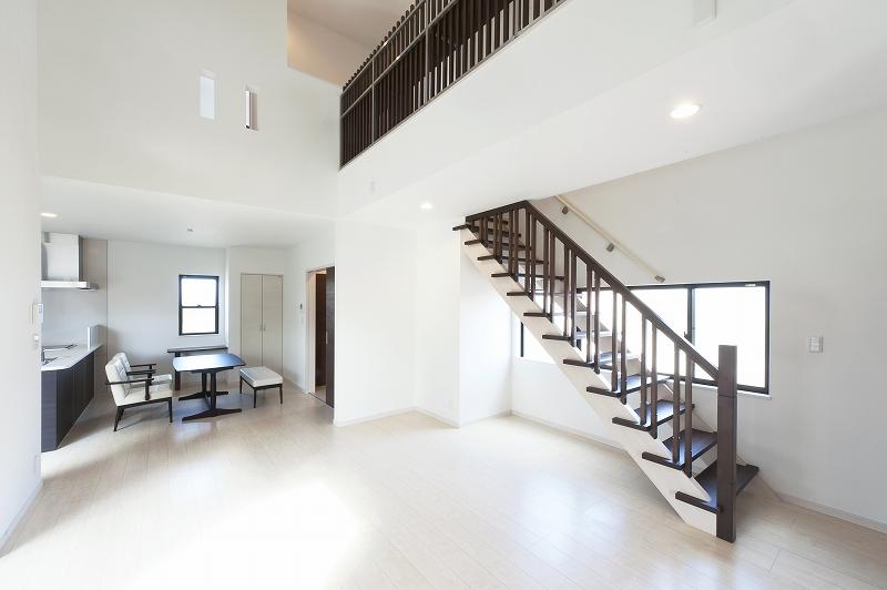 Same specifications photos (living). Open-minded spacious LDK our construction example atrium