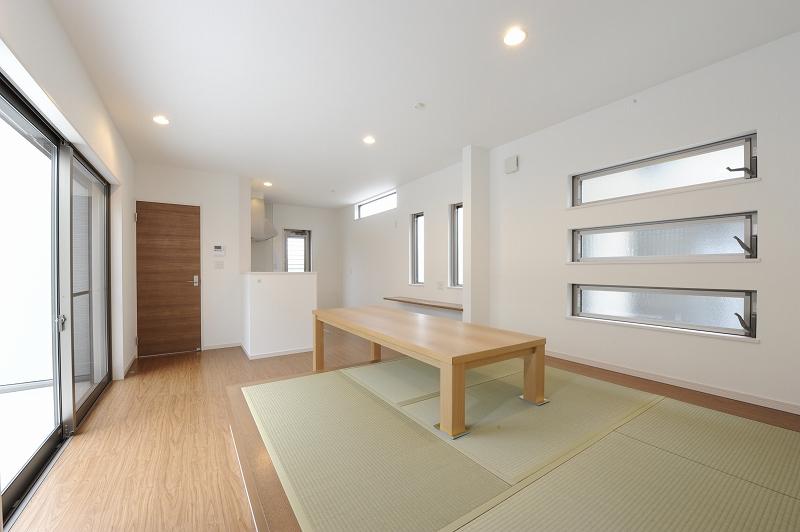 Same specifications photos (living). Our enforcement example