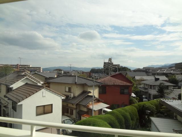 View photos from the dwelling unit. It is a very attractive location there is a feeling of opening.