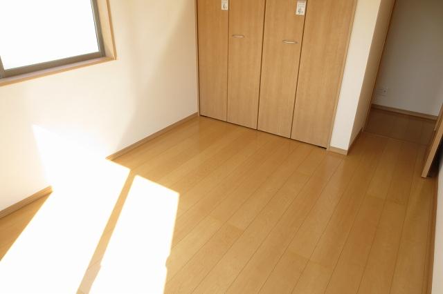 Non-living room. 2 Kaiyoshitsu! Sunny! !