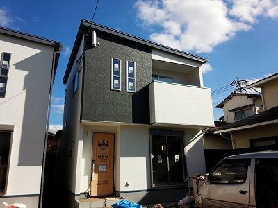 Local appearance photo. Parking two, You can parallel parking