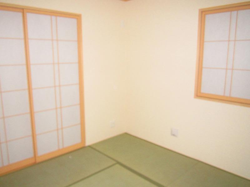 Non-living room.  Japanese-style room