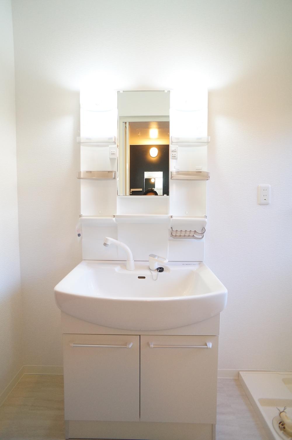 Wash basin, toilet. ◆ ◇ washbasin ・ Washroom ◇ ◆