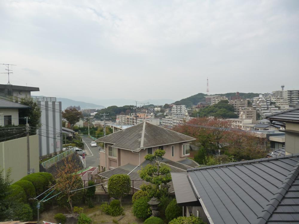 View photos from the dwelling unit. (November 2013) Shooting