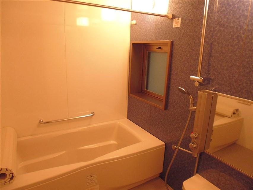 Bathroom. Clean bathroom