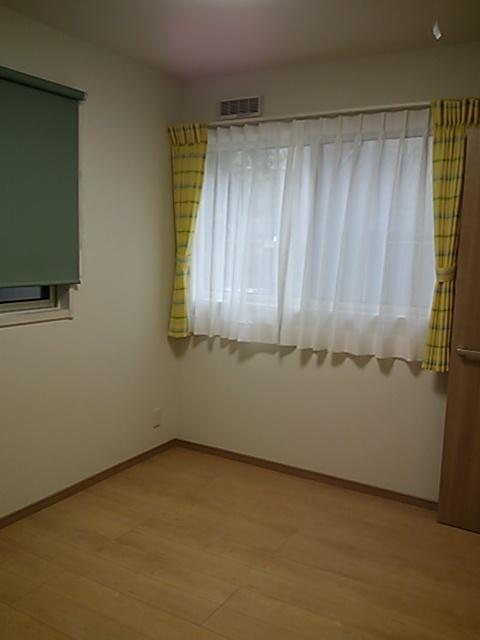 Non-living room. Second floor Of course, the use of as a Western-style children room, Study, Also supports a hobby room. There is also each room storage, Effectively use the room.