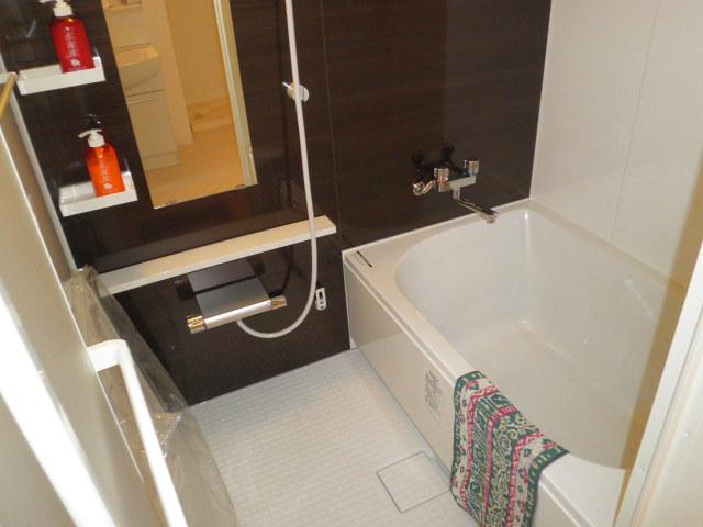 Bathroom.  ■ System bus new goods exchange settled! With bathroom dryer!