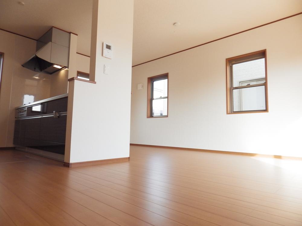 Same specifications photos (Other introspection). Same specifications