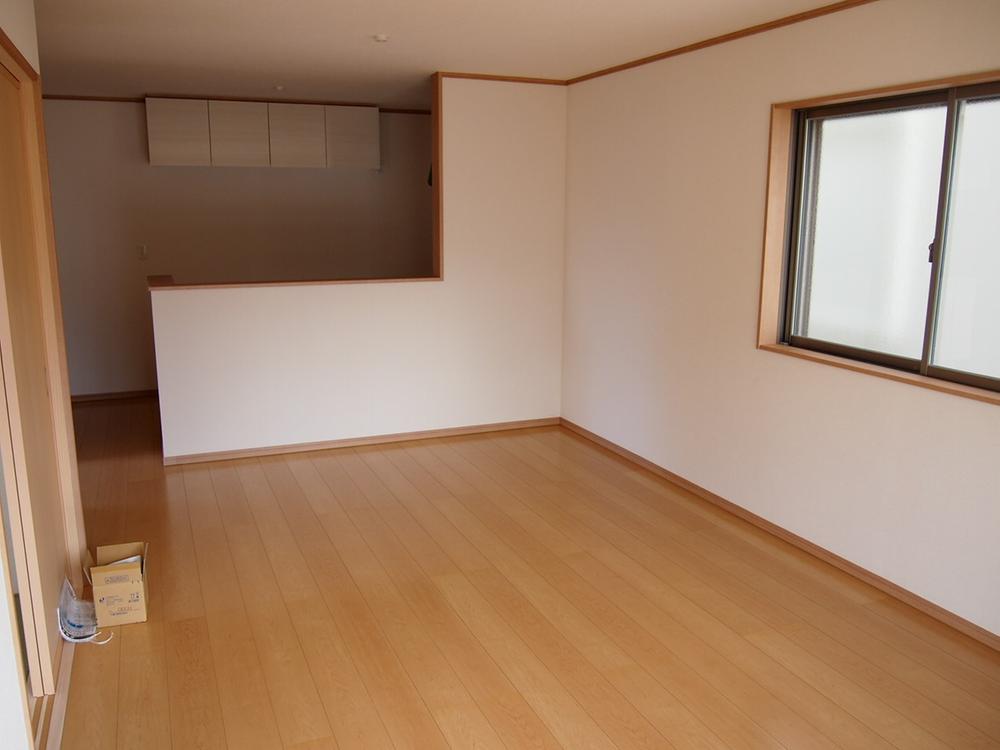 Non-living room. Indoor (11 May 2013) Shooting