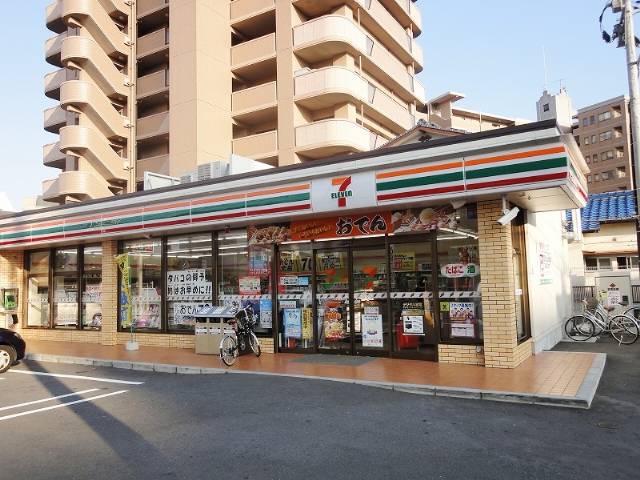 Convenience store. Seven? Eleven Fukuoka Odo 4-chome store (convenience store) up to 64m