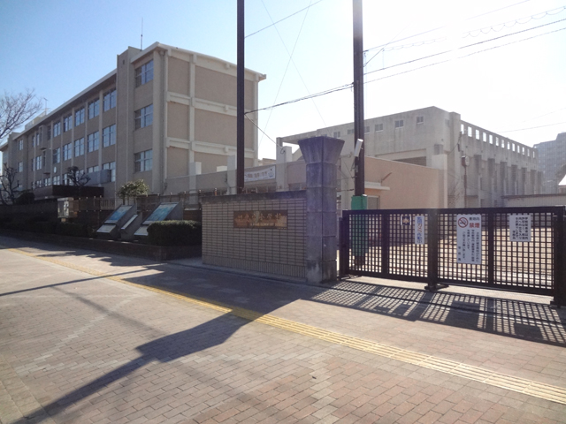Primary school. 1301m to Fukuoka Municipal Atago elementary school (elementary school)
