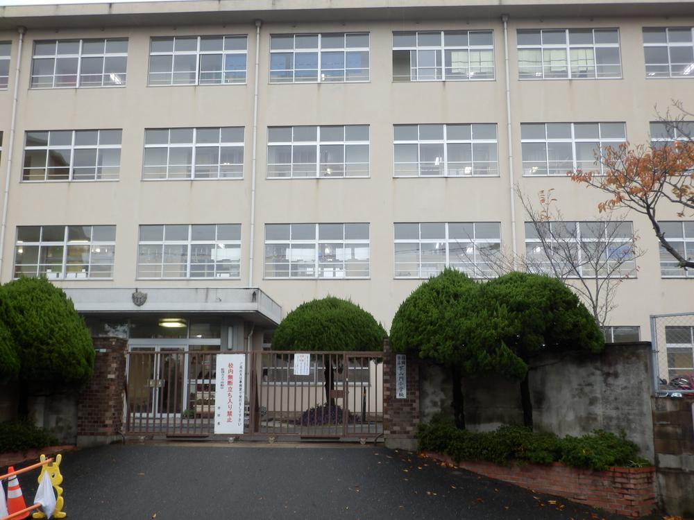 Other. Shimoyamato elementary school