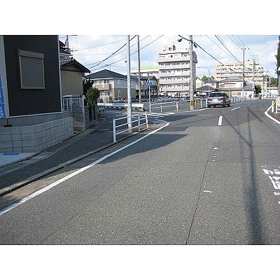 Local appearance photo. The entire surface of the road!