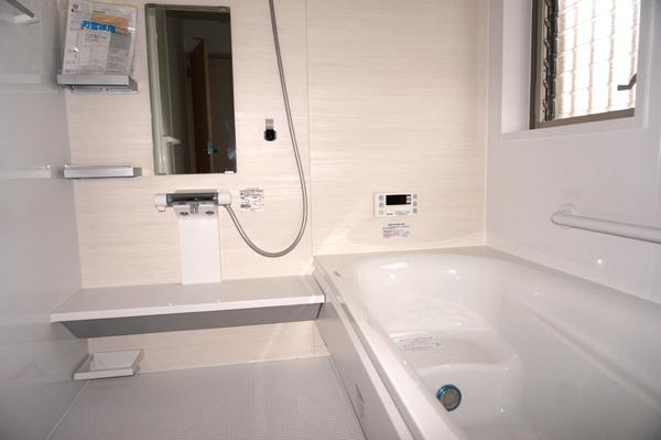 Same specifications photo (bathroom). (No. 6 locations) same specification