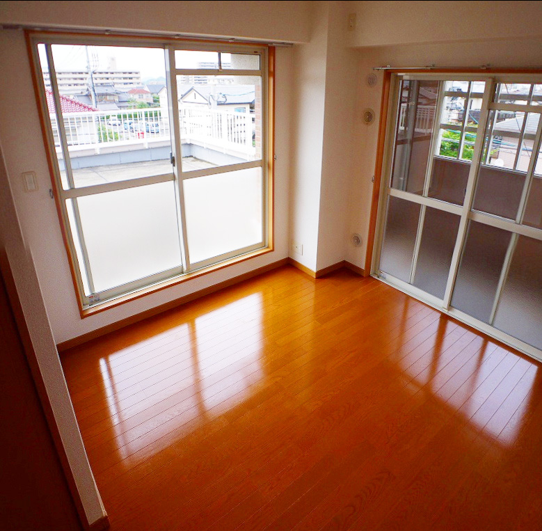 Other room space. Roof balcony will delight even your child