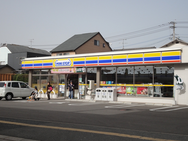 Convenience store. MINISTOP Fukuoka Imajuku 1-chome to (convenience store) 165m