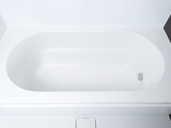 Bathing-wash room.  [WA bathtub] Form and refreshing that is a combination of straight lines and semicircle gently wraps the body, It enhances more comfort at the time of bathing. (Same specifications)