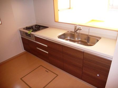 Same specifications photo (kitchen)