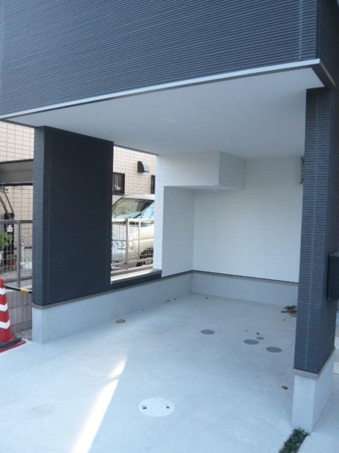 Parking lot
