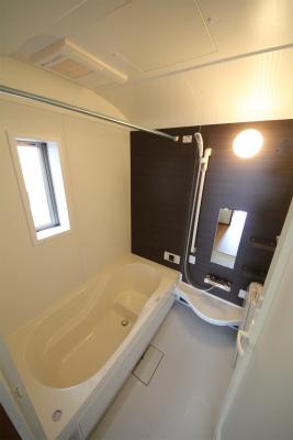 Same specifications photo (bathroom)