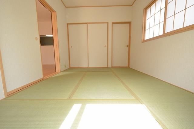 Non-living room. Japanese-style room 6 quires