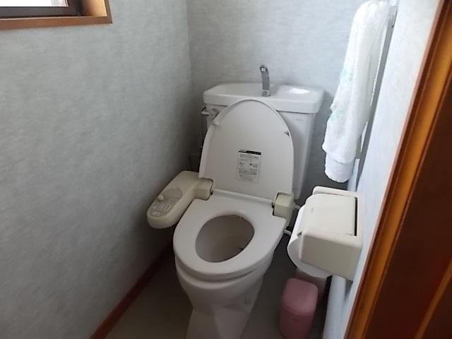 Toilet