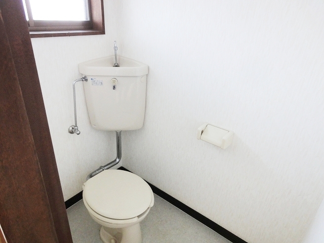 Toilet.  ※ Photo is a thing of 102, Room