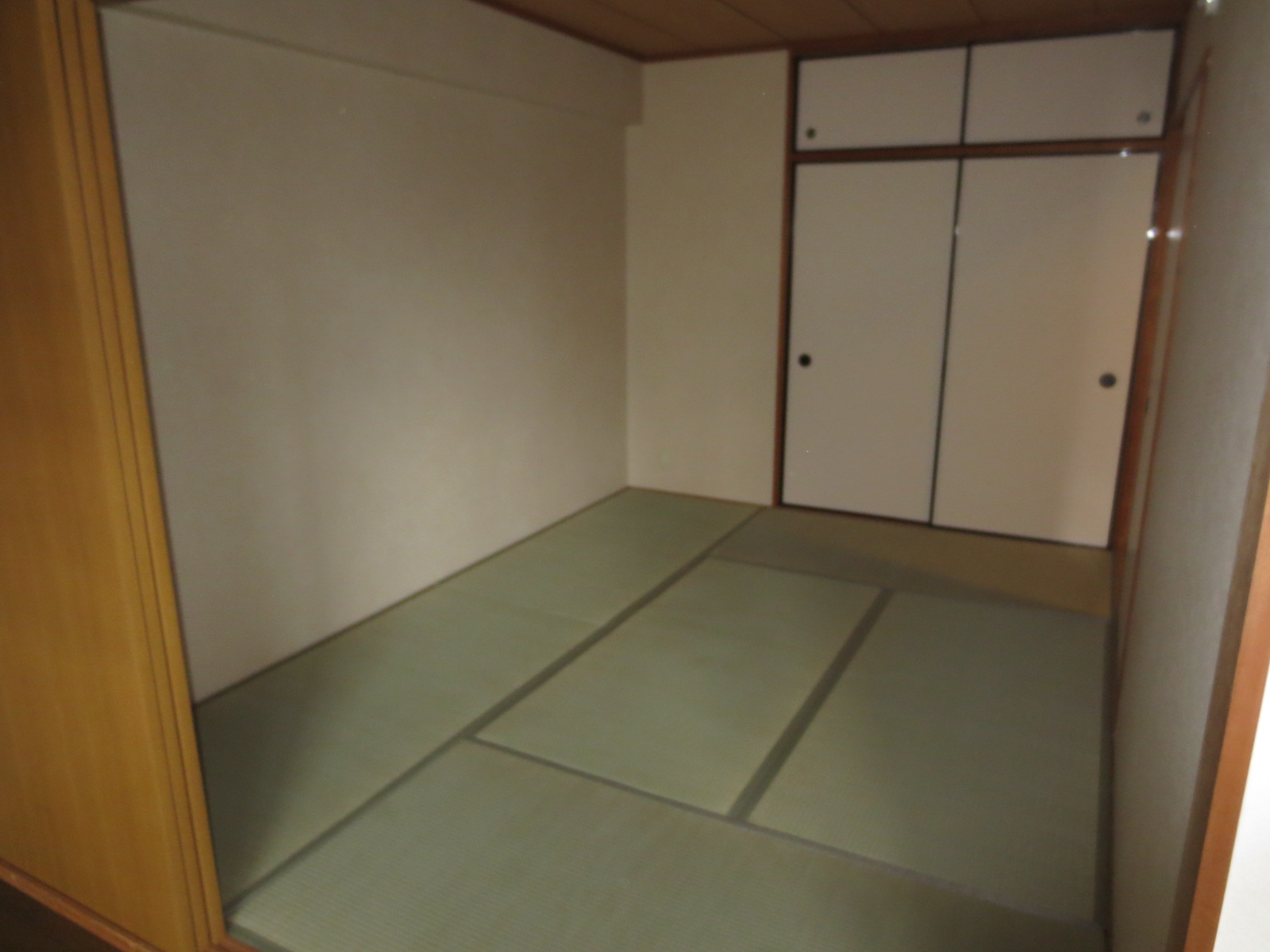 Other room space. Calm the Japanese-style room also one room.