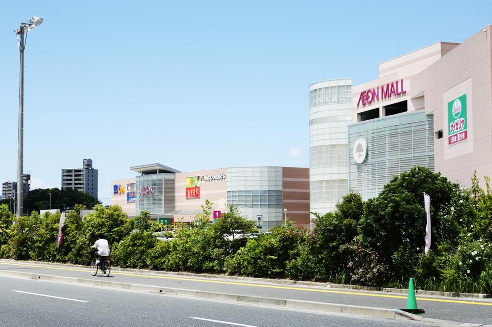 Shopping centre. 720m until ion Fukuoka Ito shopping center