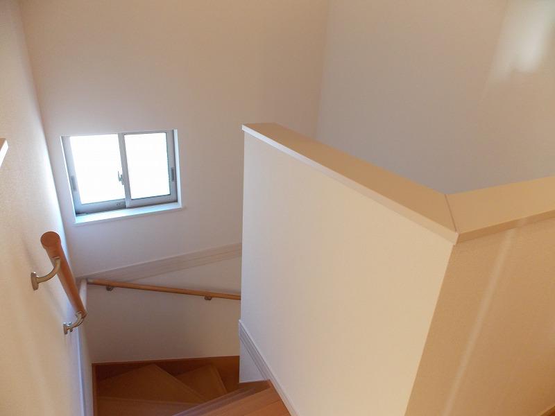 Same specifications photos (Other introspection). The second floor hall The light from the window of the staircase space, To further showcases a sense of release (^_^) /