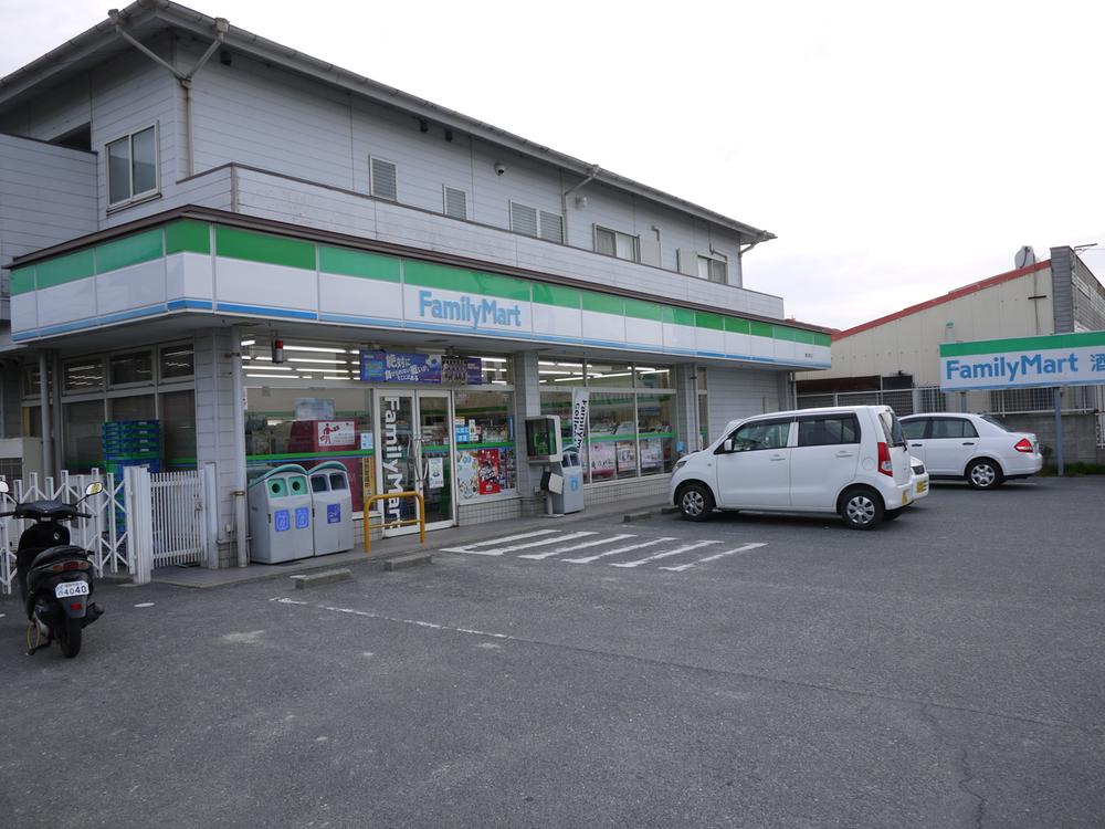 Convenience store. FamilyMart Imajuku 150m until the third-chome