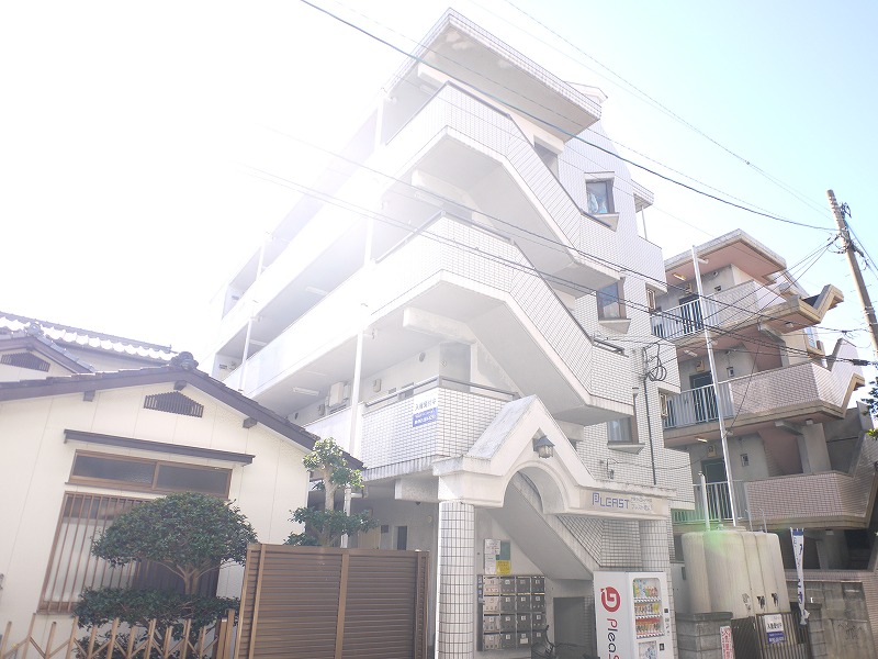 Building appearance. Meinohama Station also is a 7-minute walk