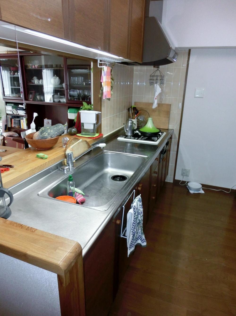 Kitchen. We also spacious kitchen!