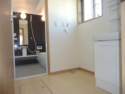 Wash basin, toilet