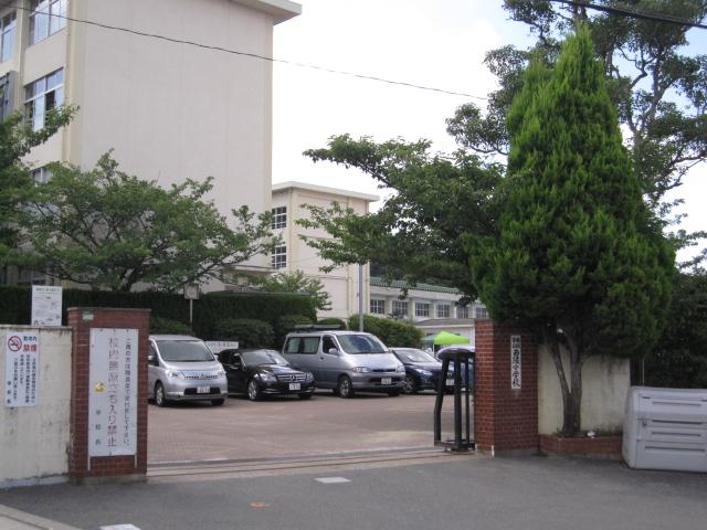 Primary school. 707m to Fukuoka Municipal Xiling Elementary School