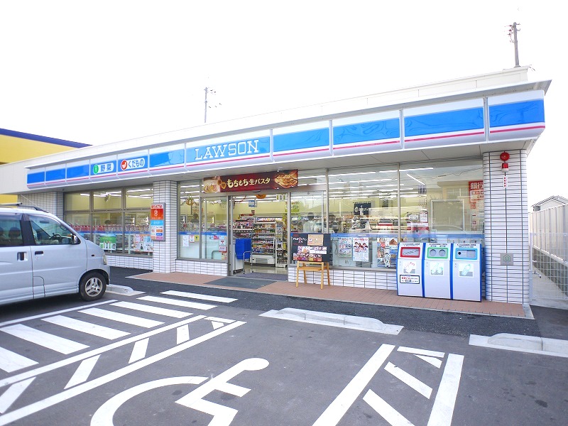Convenience store. 731m until Lawson Fukuoka west Keisatsushomae store (convenience store)