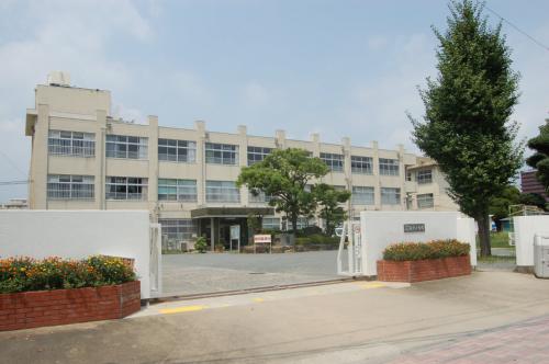 Primary school. Uchihama 800m up to elementary school (elementary school)