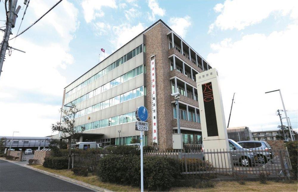 Police station ・ Police box. About an 8-minute walk 622m to the west police station