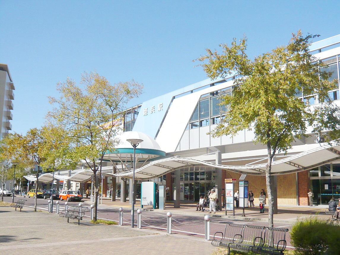 Shopping centre. Meinohama 120m until Deitosu (shopping center)