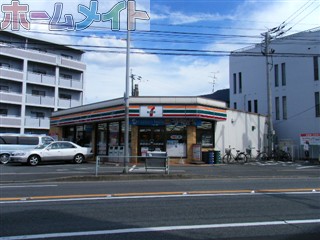 Convenience store. Seven-Eleven Fukuoka Iikura 6-chome up (convenience store) 223m