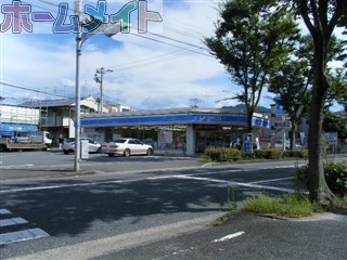 Convenience store. Lawson Iikura 6-chome up (convenience store) 536m