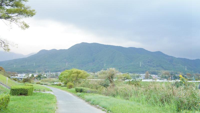 park. 50m to Muromi