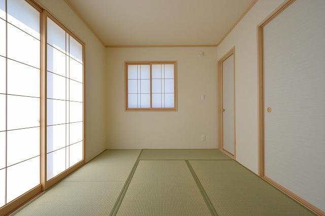 Non-living room. Japanese-style room 5.25 quires.