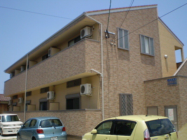 Building appearance. It is a beautiful property that blue sky look good well