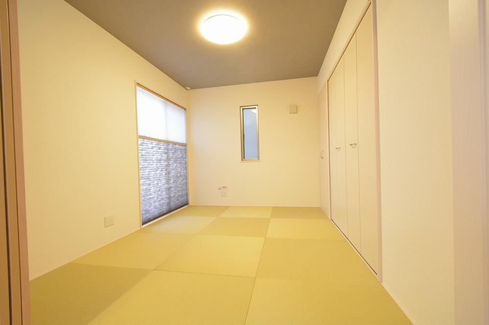 Non-living room. No. 3 place Ryukyu tone heckling tatami specification of Japanese-style room