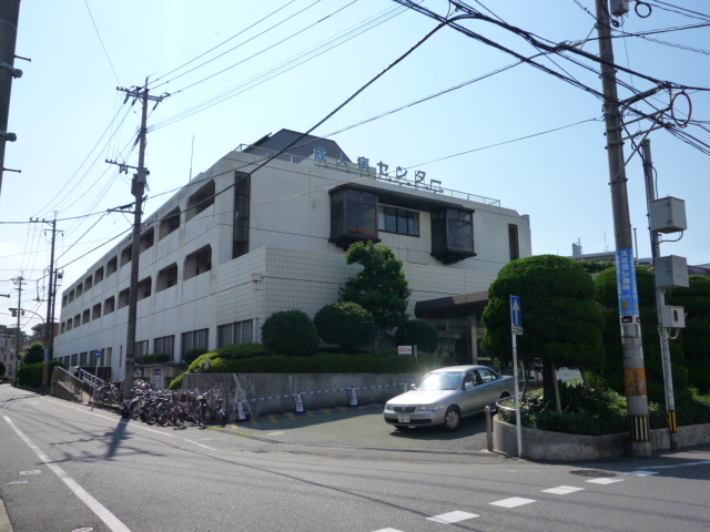 Hospital. 1300m to Fukuoka City Medical Association Medical Center for Cancer and Cardiovascular Diseases (hospital)